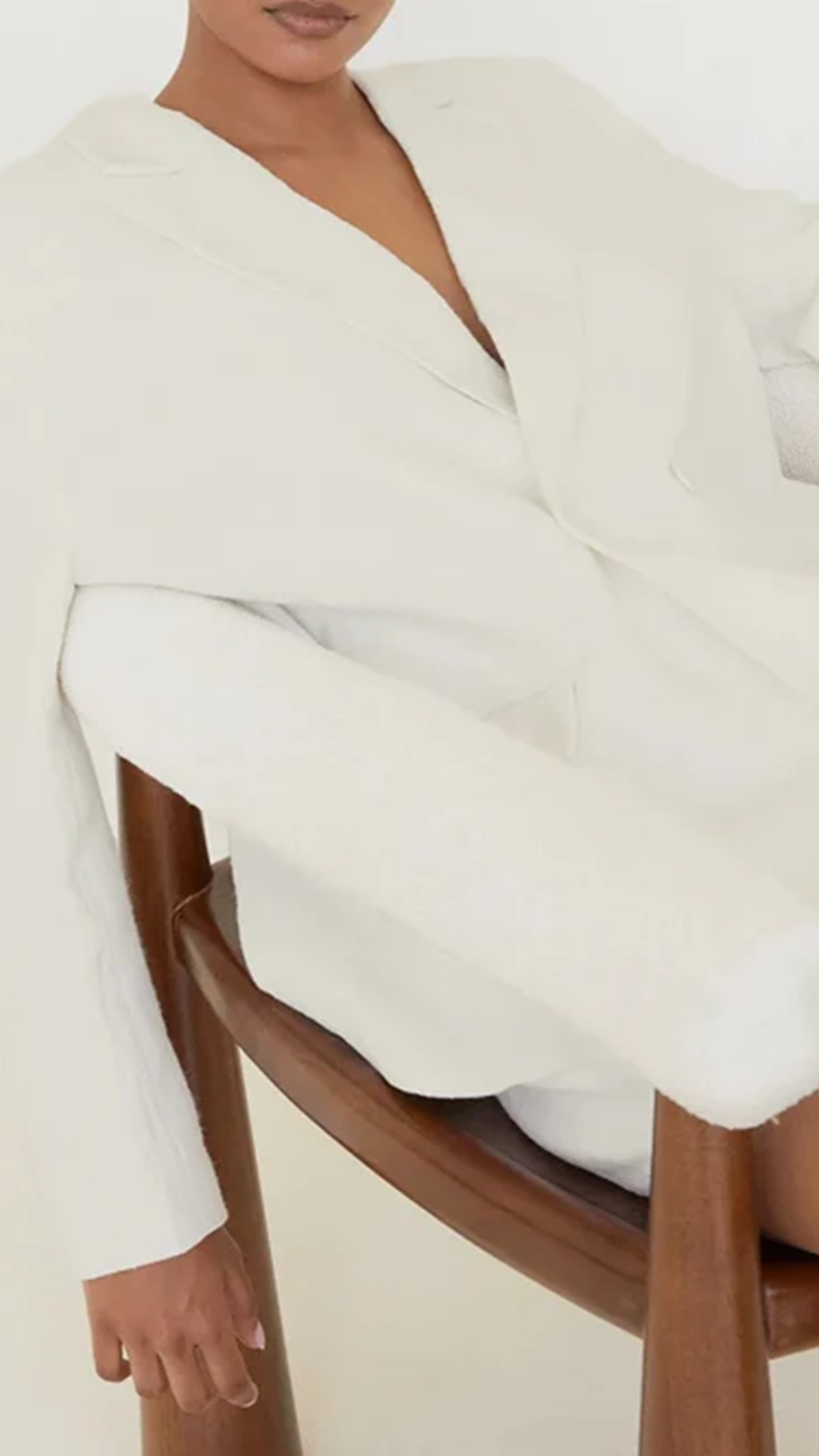 Tilly Oversized Boyfriend Blazer - White - Image 9