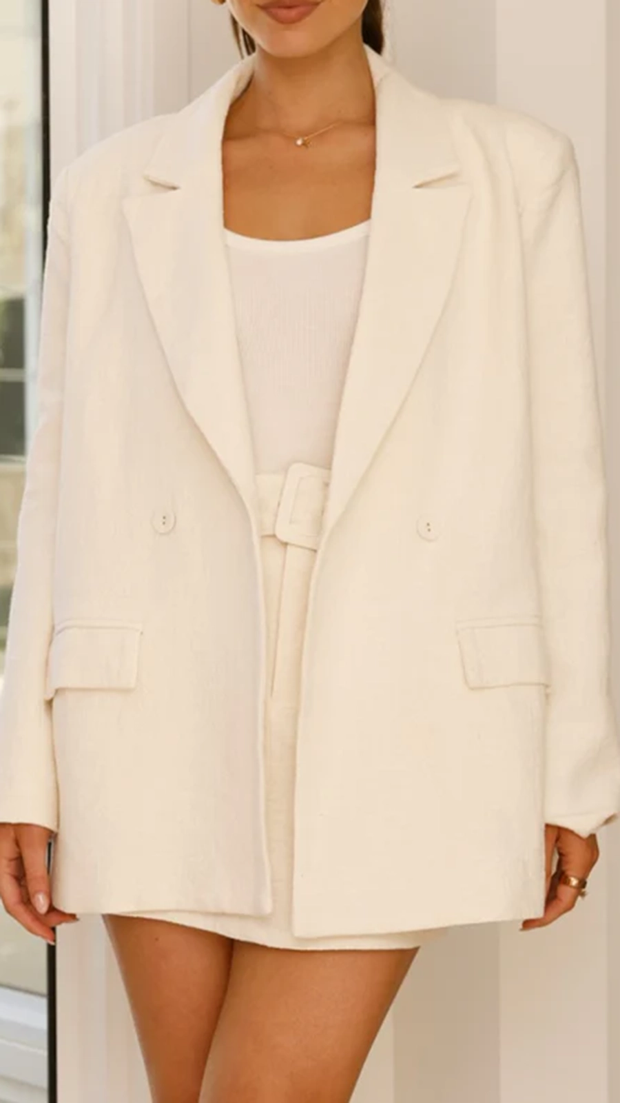 Tilly Oversized Boyfriend Blazer - White - Image 2